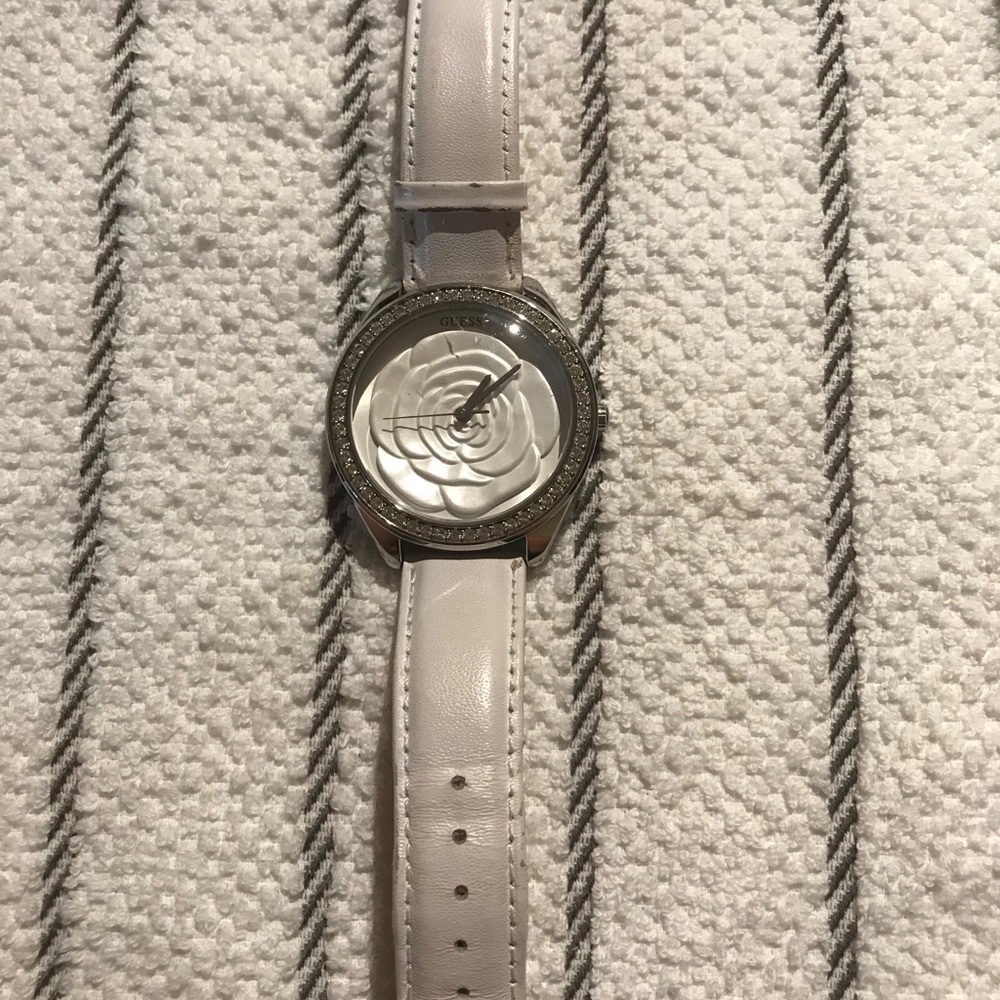 GUESS Leather Watch - Picture 4 of 5